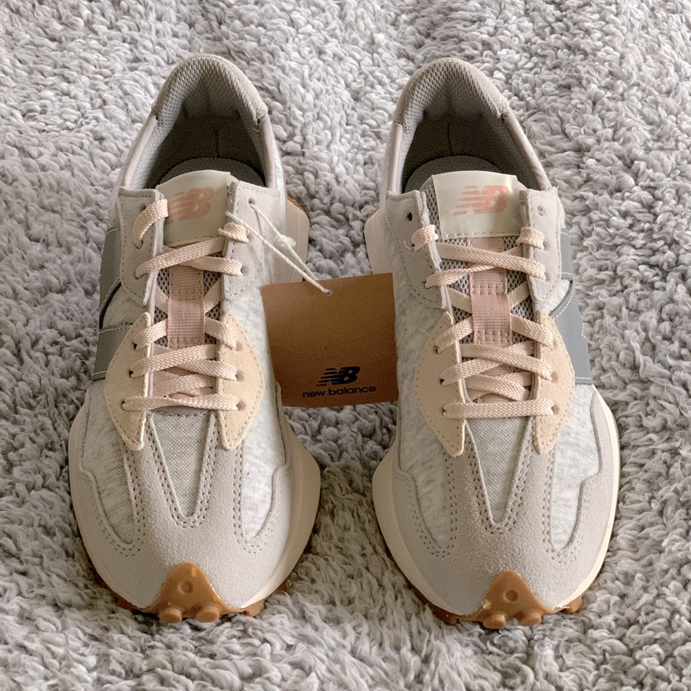Brand new. Looking to trade for size 7.5